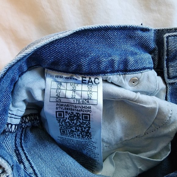 Guess Light Blue Distressed Paisley Patched Denim Jeans 32/32 - Picture 5 of 7